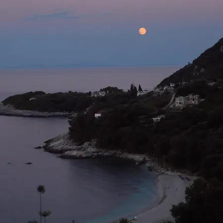 Vergopoulos Oliveyard Pensiune 3*