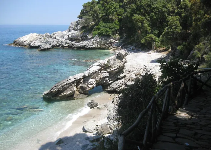 Vergopoulos Oliveyard Guest house Mouresi